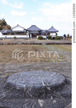 明日香,從南大門基地到中中門,中野區的歷史遺址“川原寺” 明日香,從南大門基地到中中門,中野區的歷史遺址“川原寺” 12980600