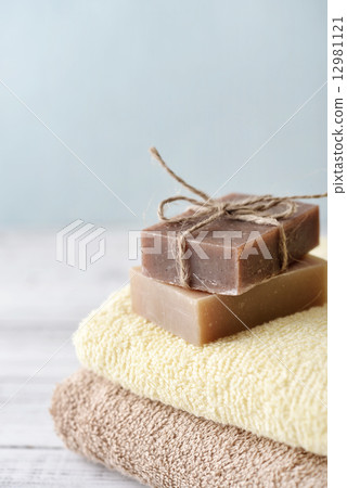 Towels with soap bars 12981121