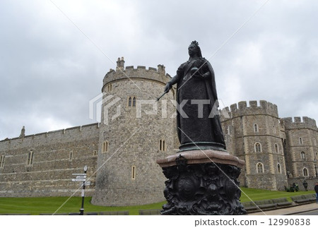 女王先生 12990838