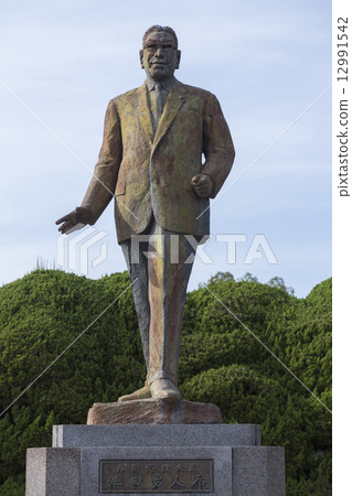 Hiroshima castle ruins park Ikuta Hayato statue Hiroshima castle ruins park Ikuta Hayato statue 12991542