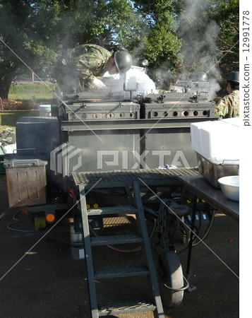由自衛隊烹飪 12991778