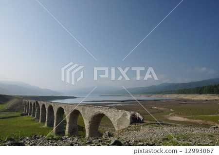 草原的Tauschu-betsu 12993067