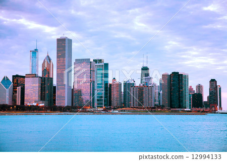 Chicago downtown cityscape 12994133
