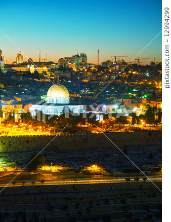 Overview of Old City in Jerusalem, Israel 12994299