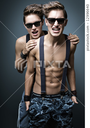 Two angry guy 12996640