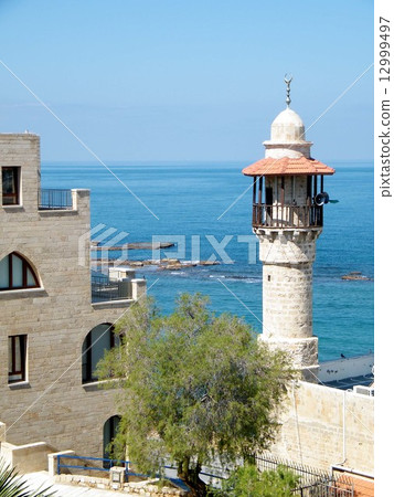 Jaffa Al-Bahr Mosque 2011 12999497