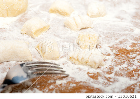 making fresh Italian potato gnocchi making fresh Italian potato gnocchi 13010621