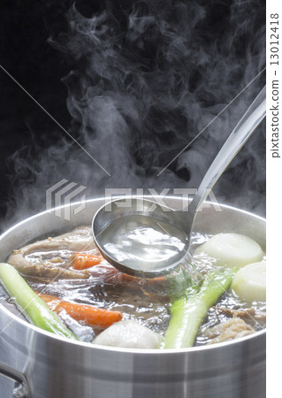 雞肉湯 雞肉湯 13012418