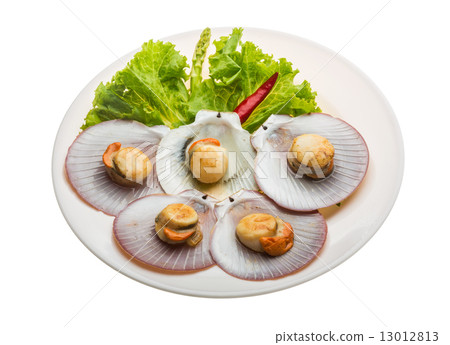 Grilled scallops 13012813