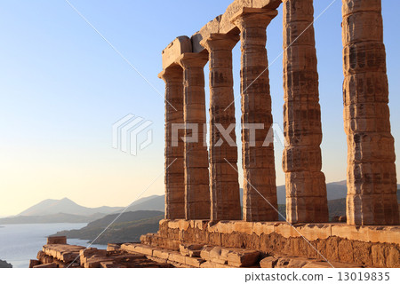 the ancient temple of Poseidon . Cape Sounion, Attica, Athens, G 13019835
