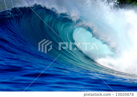 Blue surfing wave Blue surfing wave 13020878