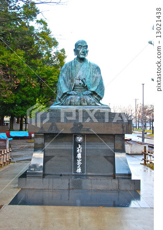 Uesugi Takayama公共雕像(米澤城堡/山形縣米澤市丸之內) Uesugi Takayama公共雕像(米澤城堡/山形縣米澤市丸之內) 13021438