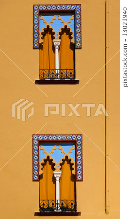 Windows in Arabian style at Cordoba Spain 13021940