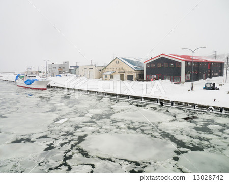 北海道網走港 13028742