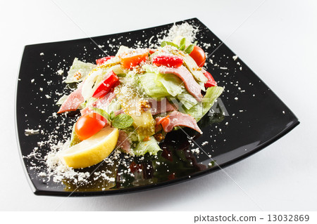 tasty salad 13032869