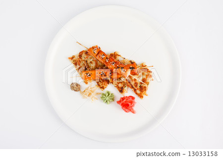 salmon on skewers 13033158