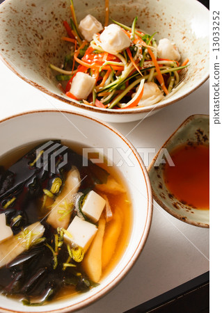 Japanese food Japanese food 13033252
