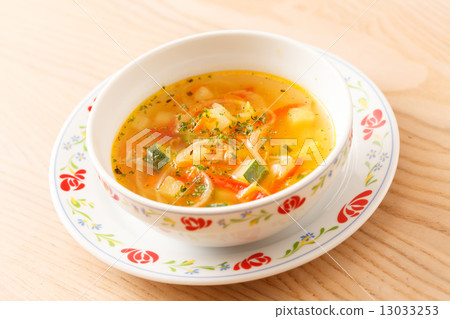 vegetable soup vegetable soup 13033253