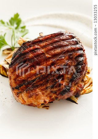 steak with grilled aubergines steak with grilled aubergines 13033255
