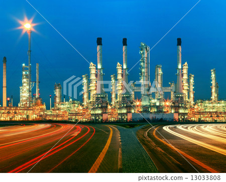 beautiful lighting of oil refinery plant in heav petrochemicaly beautiful lighting of oil refinery plant in heav petrochemicaly 13033808