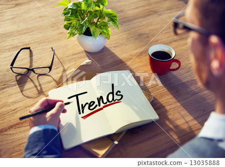 Man with a Note and a Single Word Trends 13035888