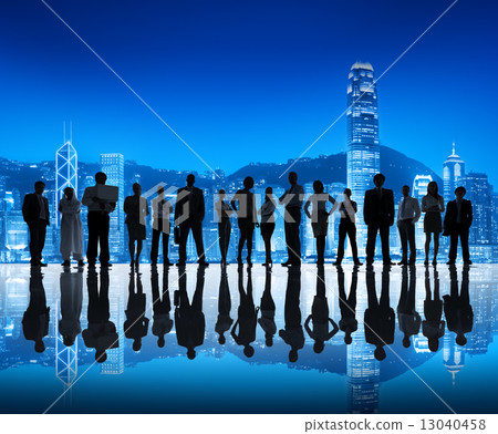 Group of Business People in the City Group of Business People in the City 13040458