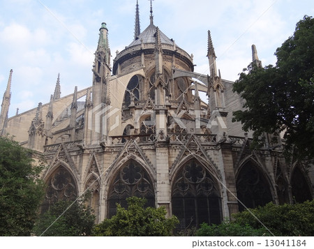 Notre Dame Cathedral 13041184