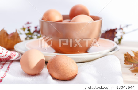 plates with eggs 13043644