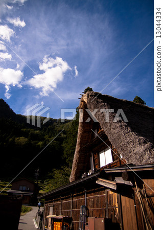Shirakawago 13044334