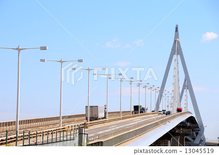 Suspension bridge Suspension bridge 13045519