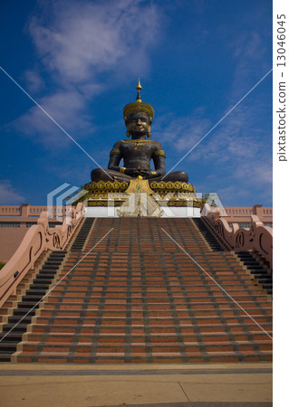 Big Buddha image named Phra Buddha Maha Thammaracha in Traiphum 13046045