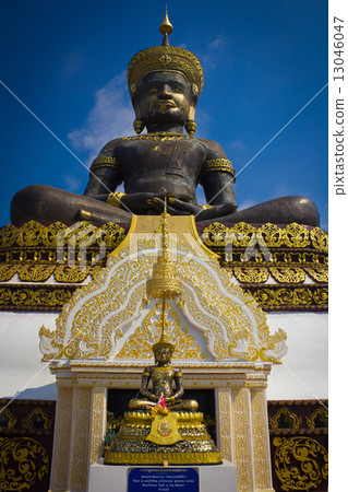 big Buddha image named Phra Buddha Maha Thammaracha in Traiphum big Buddha image named Phra Buddha Maha Thammaracha in Traiphum 13046047