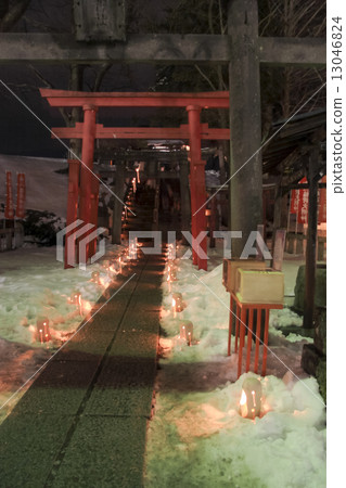 Tsuruga castle snow (snowflake) Tsuruga castle snow (snowflake) 13046824