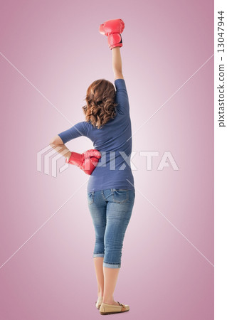 Fighting girl concept Fighting girl concept 13047944