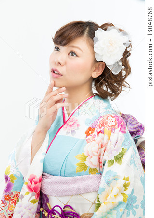 長袖和服的女人 長袖和服的女人 13048768