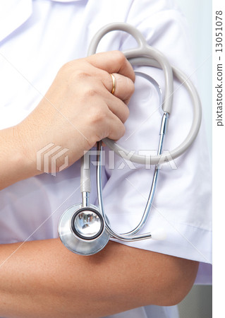 doctor sitting in working room 13051078