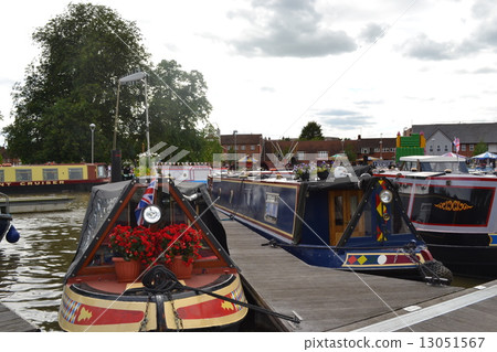 Narrow boat 13051567