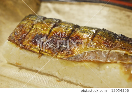 Grilled mackerel sushi 13054396