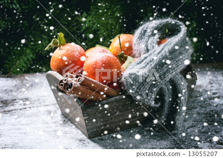 Christmas tangerines 13055207