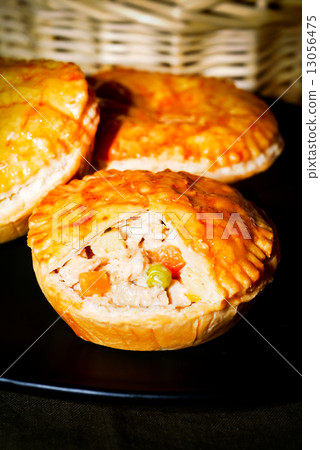 pie. A hot pie cooling on the table pie. A hot pie cooling on the table 13056475