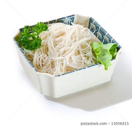 rice noodle rice noodle 13056815
