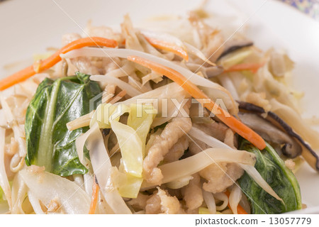油炸蔬菜 油炸蔬菜 13057779