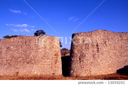 Great Zimbabwe ruins Great Zimbabwe ruins 13059201