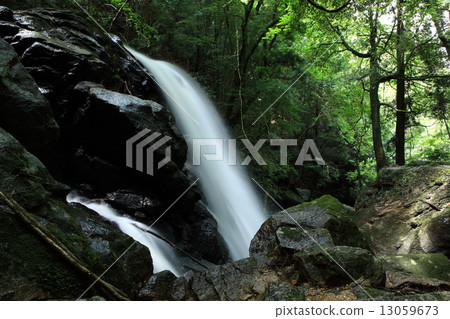  Cock Waterfall 13059673