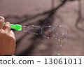 Soap bubble 13061011