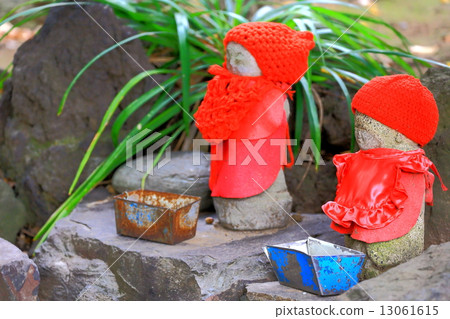 Jizo of red hat 13061615