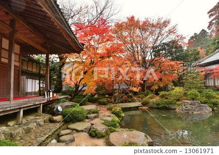 Bishop Miyama, Baekjeji 13061971