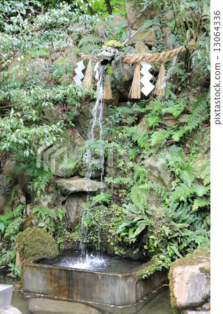 A place of Ishigome shrine headquarters (Kuchinomiya) 13064336