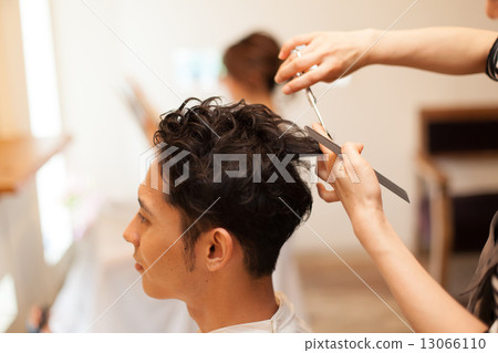 beauty salon, beautician, beauty artist 13066110