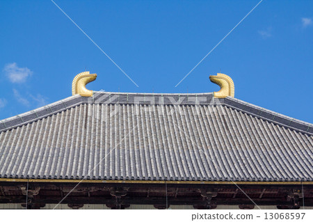 Todaiji 13068597